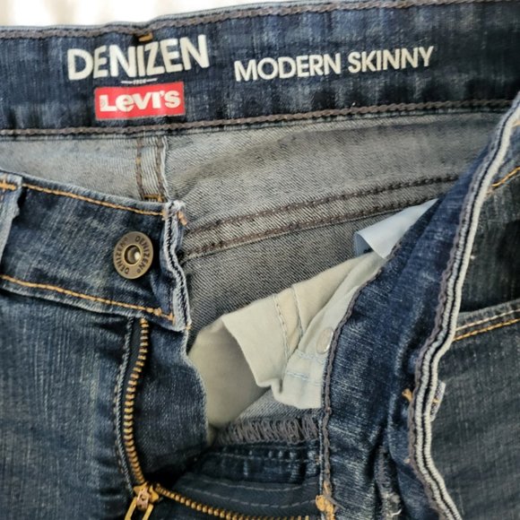 Denizen from Levi's Modern Skinny - Picture 2 of 3
